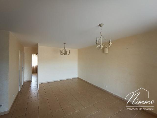 Location Appartement 3 pièces 64m² NIMES 30000
