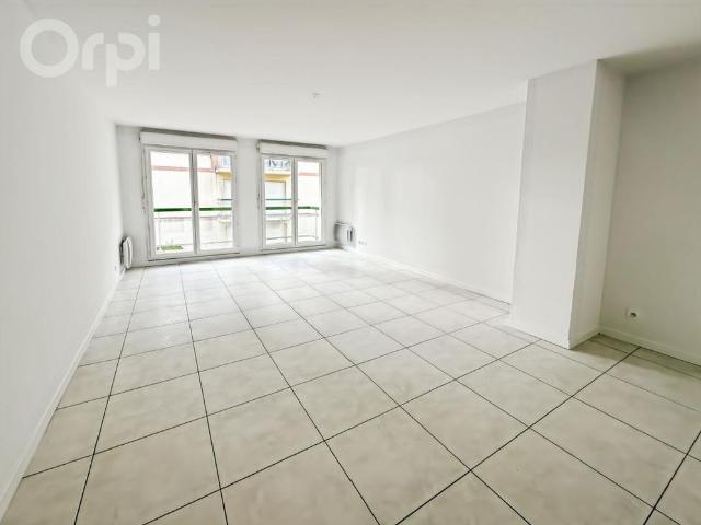 Location Appartement 3 pièces 64m² SENLIS 60300