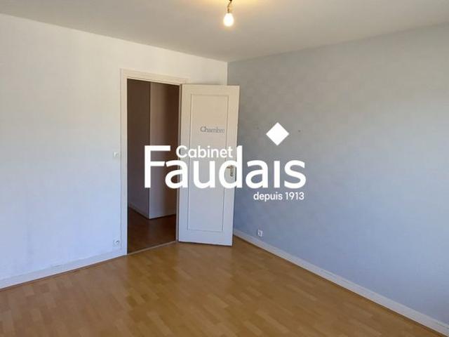 Location Appartement 3 pièces 64m² ST LO 50000