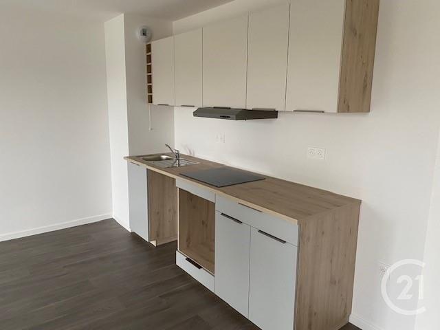 Location Appartement 3 pièces 64m² ST PIERRE DU PERRAY 91280