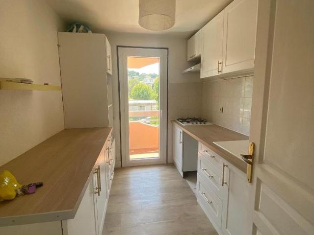 Location Appartement 3 pièces 64m² ST RAPHAEL 83700