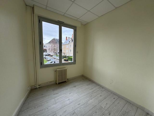 Location appartement 3 pièces, 65.70m², Blois