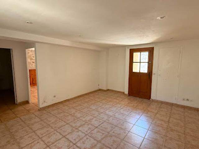 Location Appartement 3 pièces 65.8 m2 Montainville