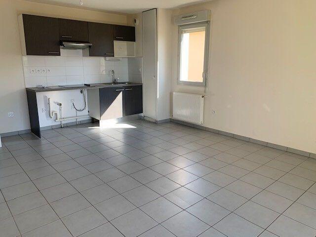 Location appartement 3 pièces, 65.04m², Saint Jean