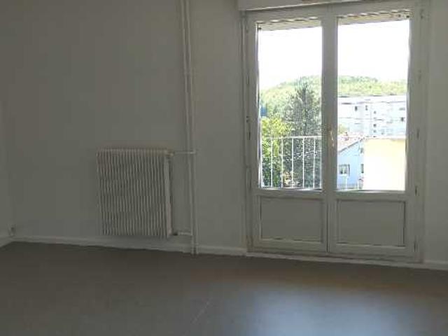 Location: Appartement 3 pièces 65 m2 – DELLE