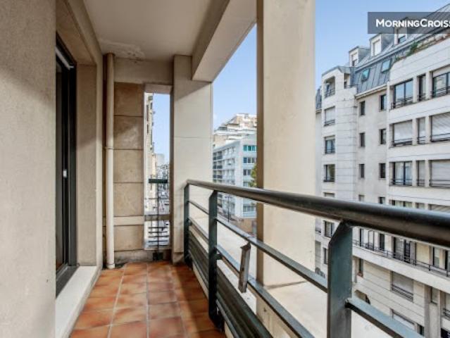 Location Appartement 3 pièces 65 m2 Paris 19ème