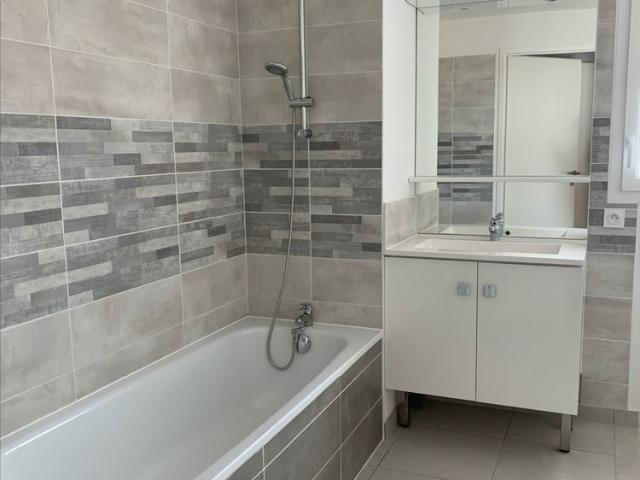 Location Appartement 3 pièces 65m²