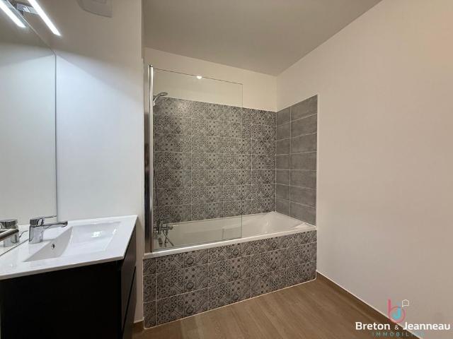 Location Appartement 3 pièces 65m²