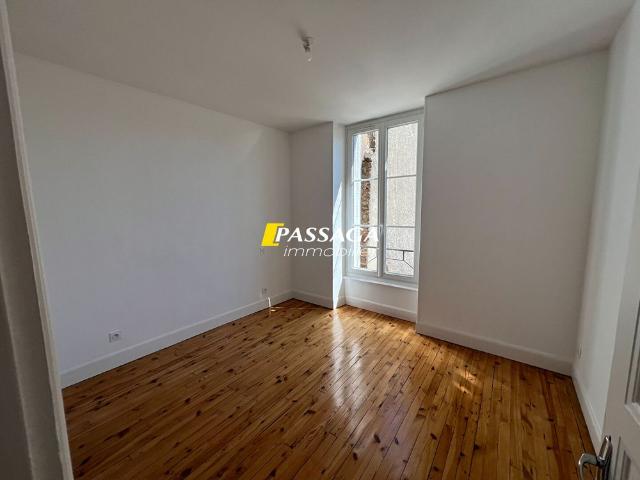 Location Appartement 3 pièces 65m²