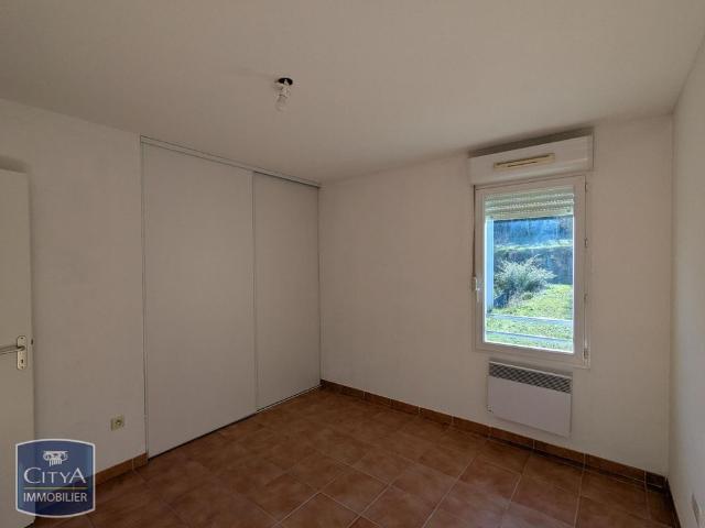 Location Appartement 3 pièces 65m² CARCASSONNE 11000