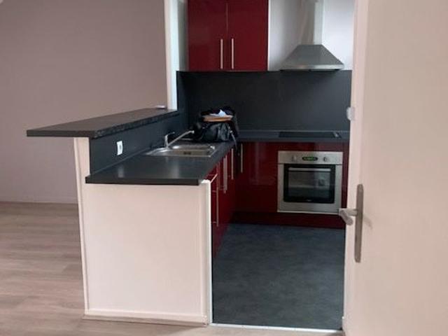 Location Appartement 3 pièces 65m² CHERBOURG EN COTENTIN 50100