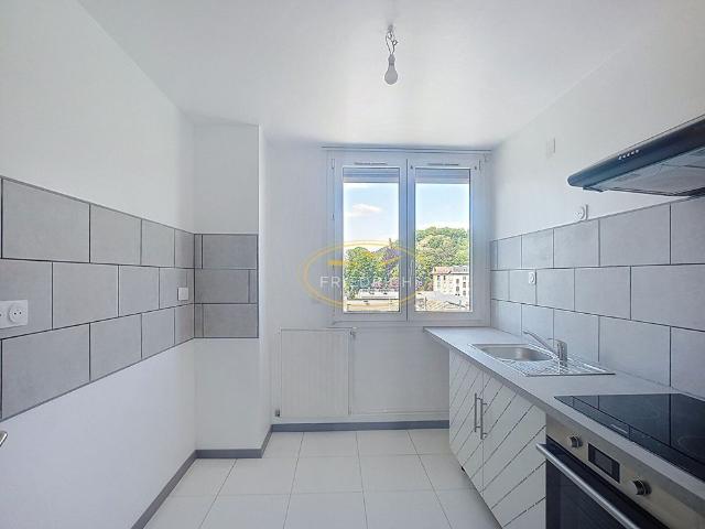 Location Appartement 3 pièces 65m² BAR LE DUC 55000