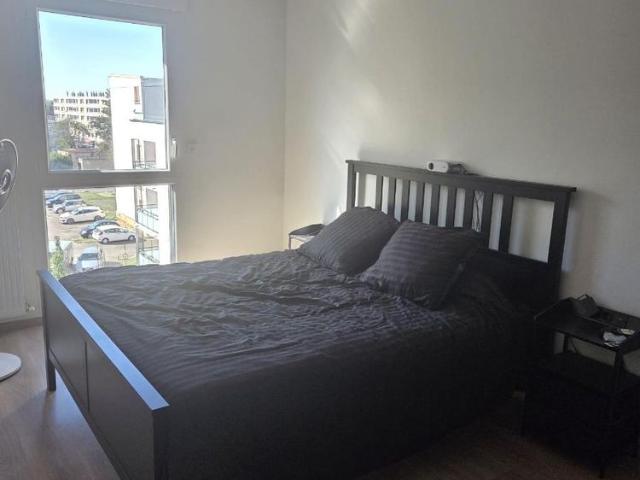 Location Appartement 3 pièces 65m² DECINES CHARPIEU 69150