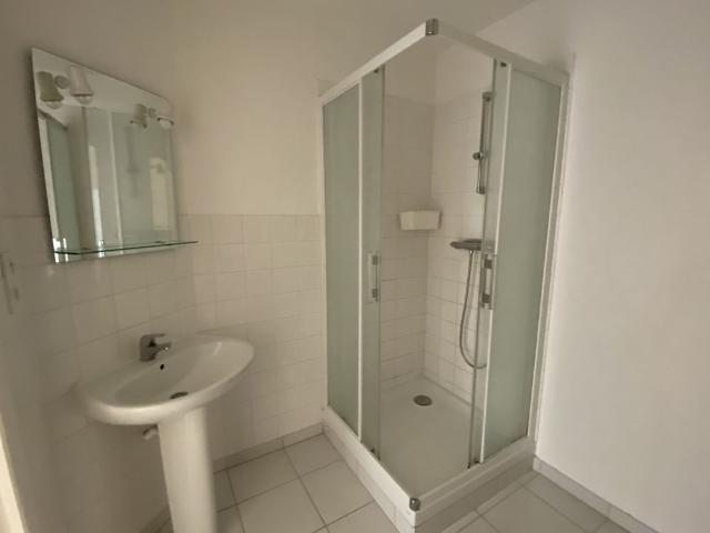 Location Appartement 3 pièces 65m² MONTCENIS 71710