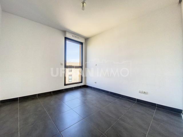 Location Appartement 3 pièces 65m² MONTPELLIER 34000