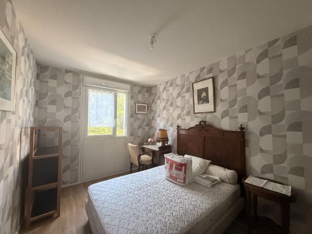 Location Appartement 3 pièces 65m² PESSAC 33600