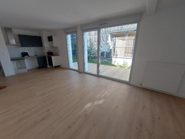 Location Appartement 3 pièces 65m² TOULOUSE 31200