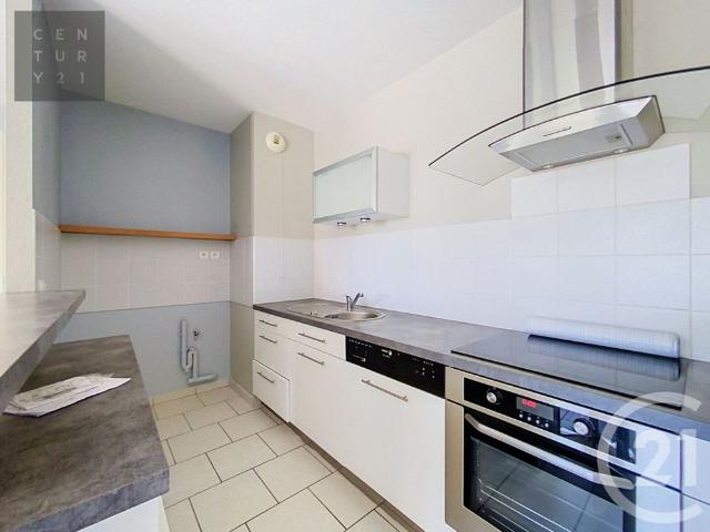 Location Appartement 3 pièces 65m² TROYES 10000