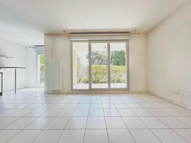 Location Appartement 3 pièces 65m² VOURLES 69390