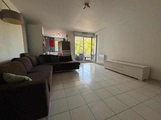 Location Appartement 3 pièces 65m² VALENCE 26000