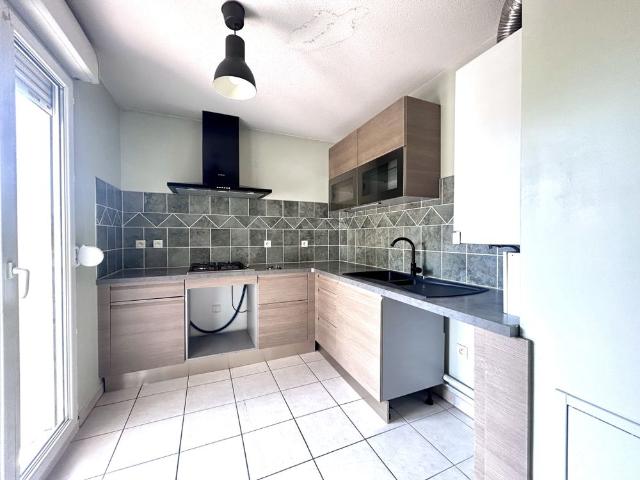 Location Appartement 3 pièces 65m² VILLEURBANNE 69100