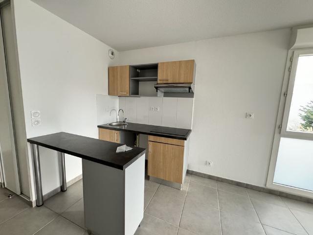 Location Appartement 3 pièces 65m² VILLENEUVE TOLOSANE 31270