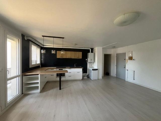 Location appartement 3 pièces, 66.50m², Nantes