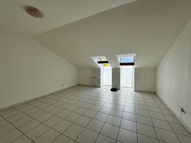 Location appartement 3 pièces, 66.63m², Amiens