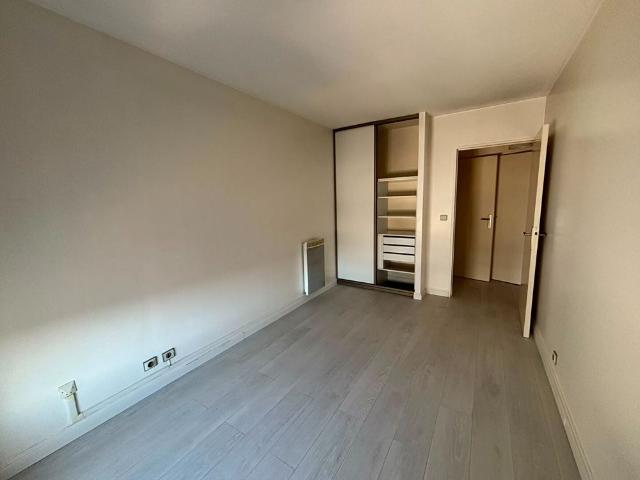 Location appartement 3 pièces, 66.60m², Le Kremlin Bicêtre