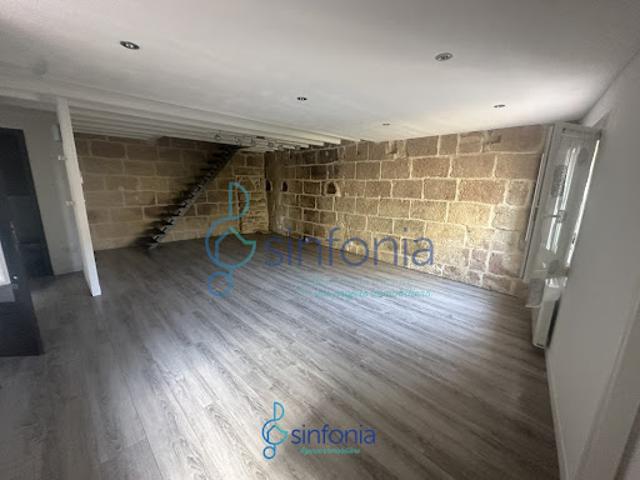 Location Appartement 3 pièces 66.76 m2 Gallargues le Montueux