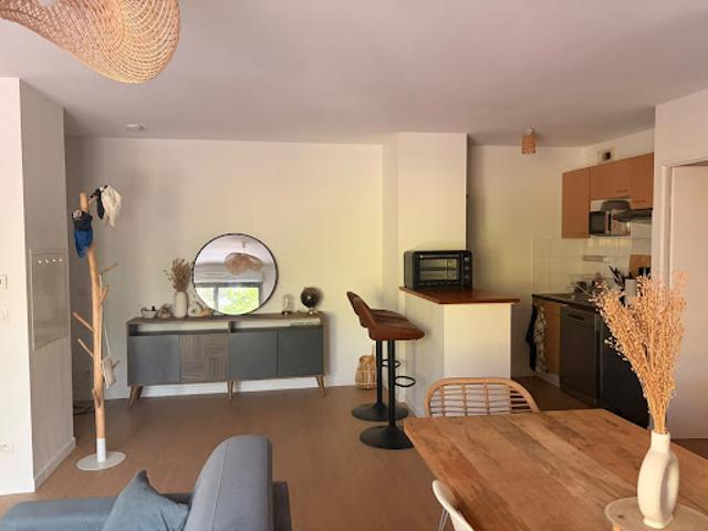 Location Appartement 3 pièces 66.7 m2 Bordeaux