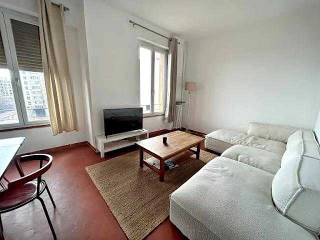 Location Appartement 3 pièces 78.48 m2 Marseille 5ème