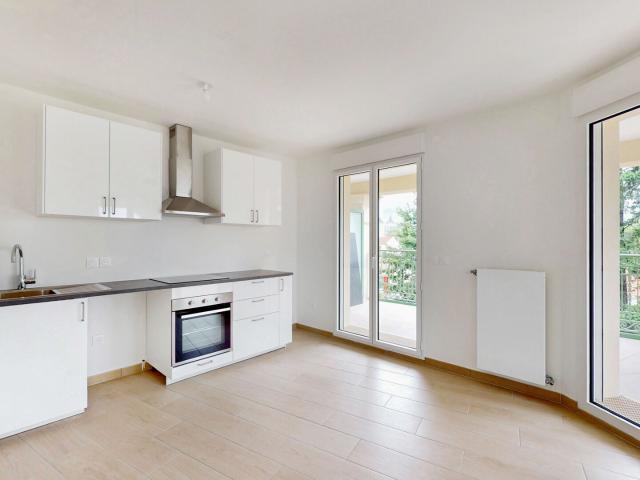 Appartement 3 pièces Le Plessis Robinson 66.00m² 1595€ à louer l'Adresse