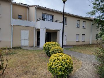 Location Appartement 3 pièces 66.34 m2 Ambares et lagrave