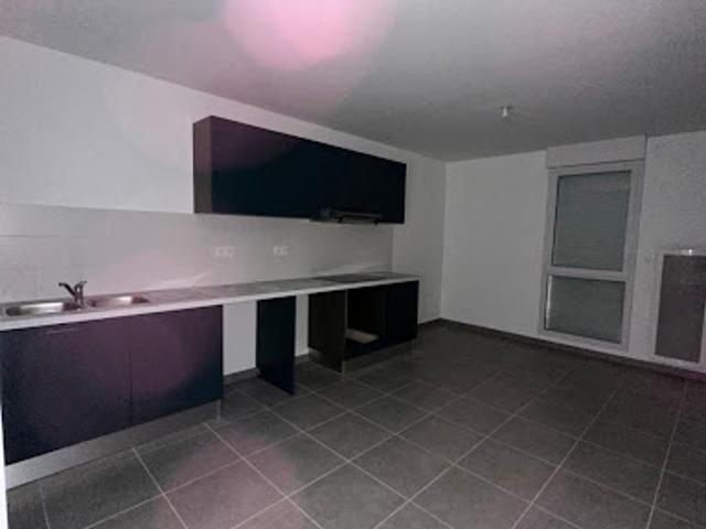 Location Appartement 3 pièces 66 m2 Beziers
