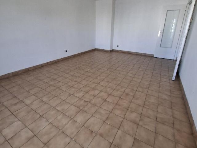 Location appartement 3 pièces 66 m² à Lyon 7 69007