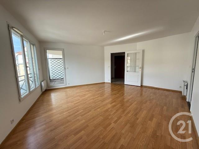 Location Appartement 3 pièces 66m² COULOMMIERS 77120