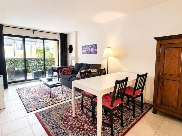 Location Appartement 3 pièces 66m² CANNES 06400