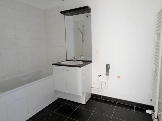 Location Appartement 3 pièces 66m² CAPINGHEM 59160
