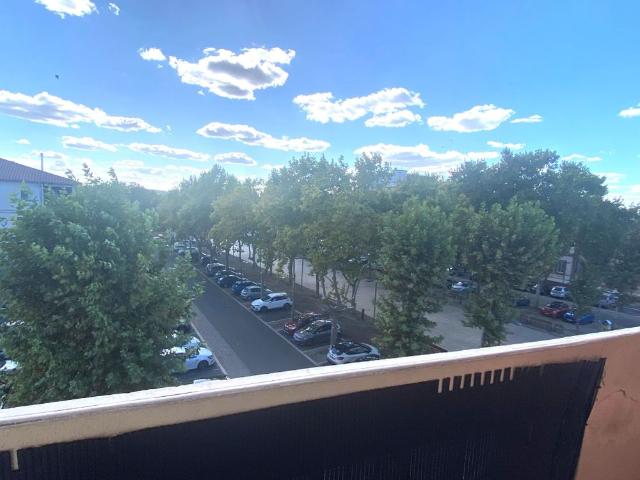 Location Appartement 3 pièces 66m² CASTELSARRASIN 82100
