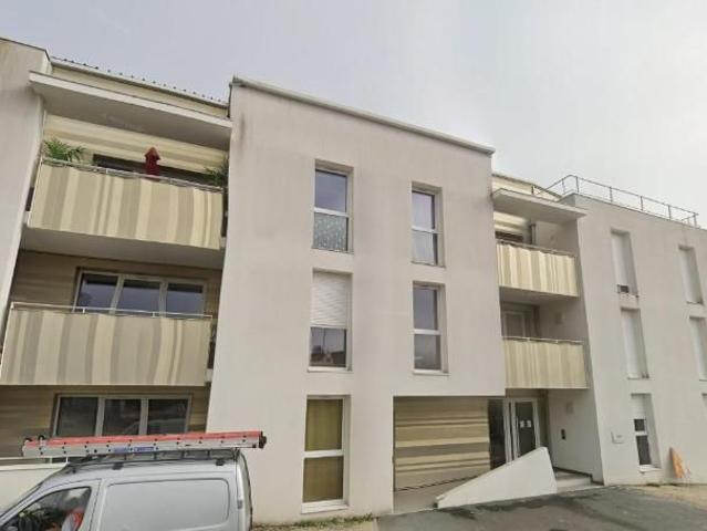 Location Appartement 3 pièces 66m² CENON 33150