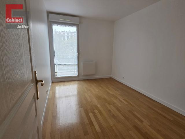 Location Appartement 3 pièces 66m² AVON 77210