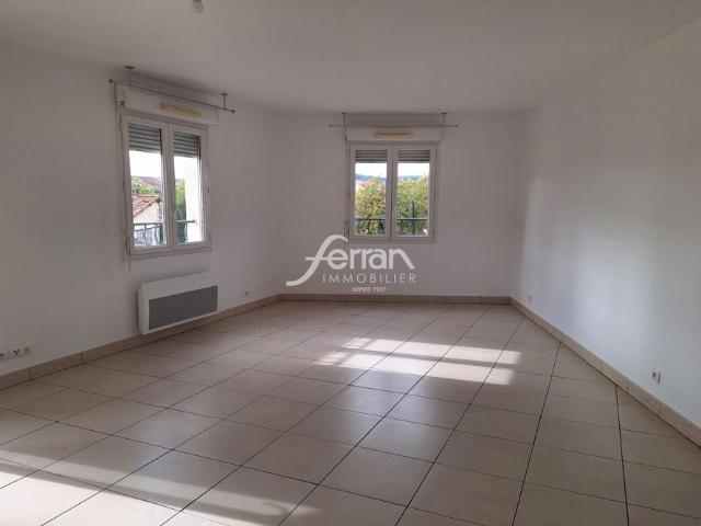 Location Appartement 3 pièces 66m² DRAGUIGNAN 83300