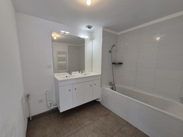 Location Appartement 3 pièces 66m² LILLE 59000