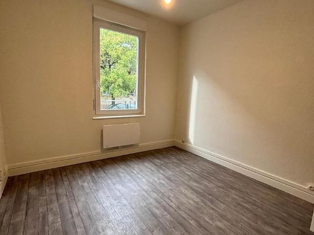 Location Appartement 3 pièces 66m² LYON 8ème