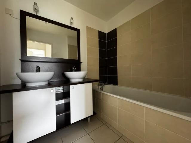 Location Appartement 3 pièces 66m² MONTLUCON 03100