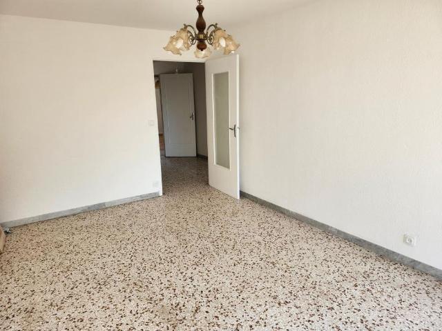 Location Appartement 3 pièces 66m² NICE 06300