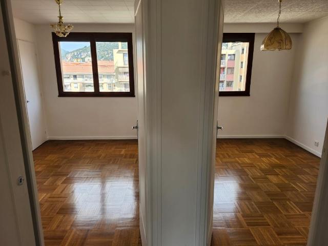 Location Appartement 3 pièces 66m² NICE 06300