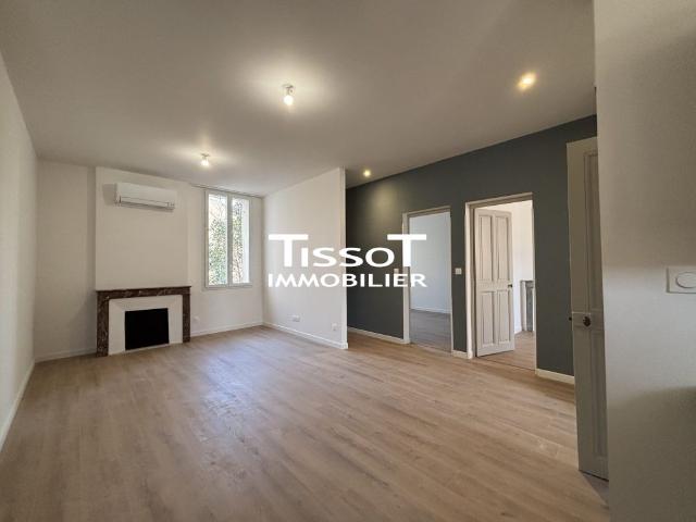 Location Appartement 3 pièces 66m² NIMES 30900