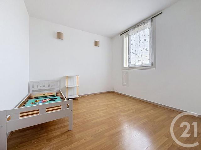 Location Appartement 3 pièces 66m² SAVIGNY LE TEMPLE 77176